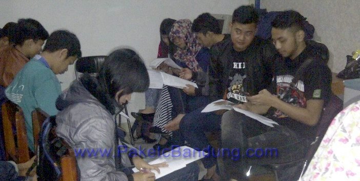 UAS Paket C Desember 2015